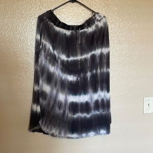 Blue grey and white abstract knee length skirt with small splits.